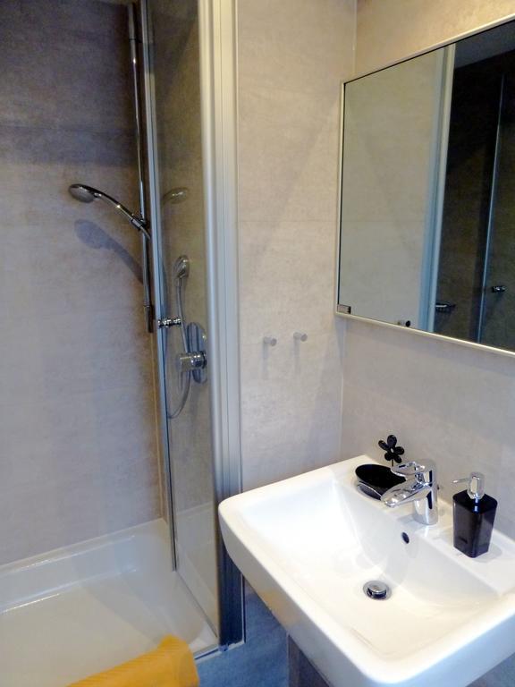 אוברסטדורף Hotel Engel מראה חיצוני תמונה