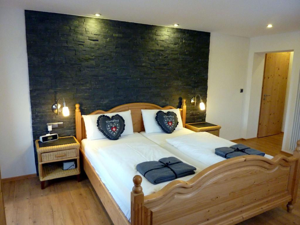 אוברסטדורף Hotel Engel מראה חיצוני תמונה
